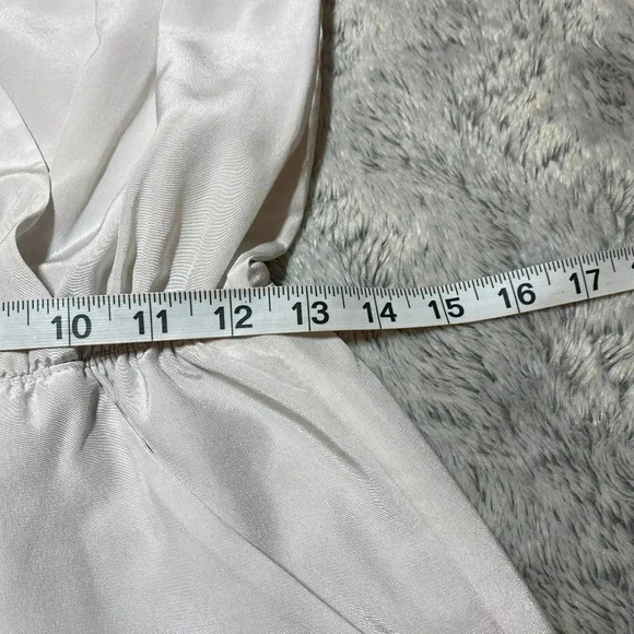 Aritzia White Romper Gray 100% Silk Romper Corbett Small - Picture 9 of 12